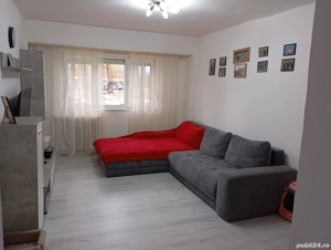 Vand apartament 4 camere 