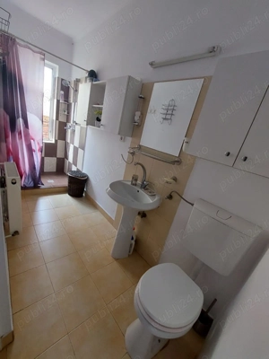 Ap. 2 camere ultracentral- P-ta Catedralei, mobilat si utilat, centrala proprie, confort.1 - imagine 6 Ap. 2 camere ultracentral- P-ta Catedralei, mobilat si utilat, centrala proprie, confort.1 - imagine 6