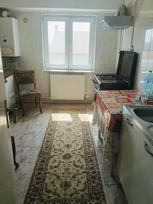Închiriez apartament cu 3 camere zona Faleza Nord - imagine 4 Închiriez apartament cu 3 camere zona Faleza Nord - imagine 4