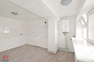 Spatiu comercial parter de bloc BR-uri Agentia de Voiaj - imagine 6