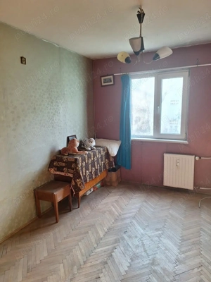 Apartament de vanzare 3 camere etaj 2 din 4 zona Nord Complex Mestesugaresc - imagine 3