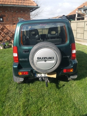 Vând Suzuki Jimny ddis 1.5 diesel,  4x4 (mare-mic), din anul 2006, înmatriculată 