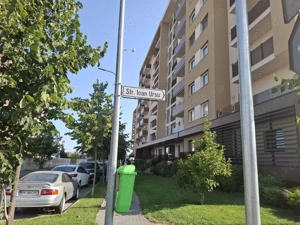 in Zona Tractorul chirie Apartament 2 camere Coresi Shopping - imagine 8