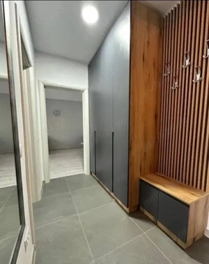 La  Mega Mall pe Sos. Pantelimon Chirie Ap 2 camere bloc cu ING