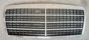 Grila radiator facelift Mercedes W124 originala