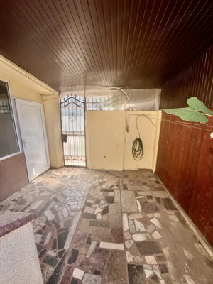 Casa de vanzare Frumusani - Spatiu Comercial la Parter - 25 min de Bucuresti  - imagine 17