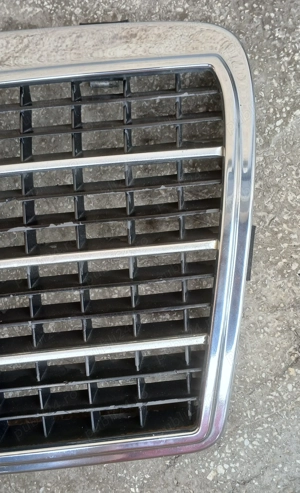 Grila radiator facelift Mercedes W124 originala - imagine 10