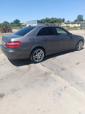 Mercedes E class  - imagine 3 Mercedes E class  - imagine 3