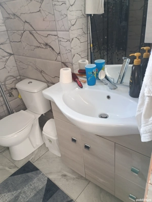 vând casă bătrânească  - imagine 3