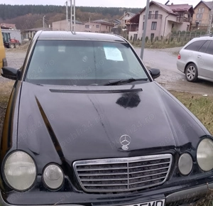 Mercedes E 270 CDI - imagine 3