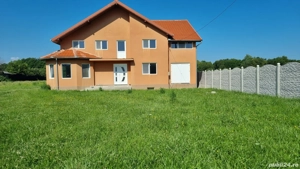 Casa de vânzare  - imagine 2 Casa de vânzare  - imagine 2