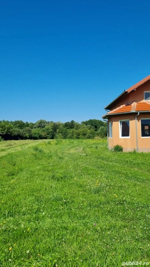 Casa de vânzare  - imagine 3 Casa de vânzare  - imagine 3