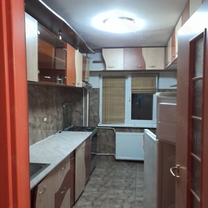 Inchiriez apartament cu două camere, zona Zăvoi - imagine 4 Inchiriez apartament cu două camere, zona Zăvoi - imagine 4