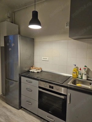 Inchiriez o camera, zona centrala - imagine 4