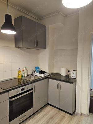 Inchiriez o camera, zona centrala - imagine 7