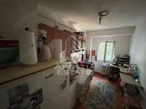 Apartament cu 3 camere, decomandat, etajul 1, zona Dambovita - imagine 5