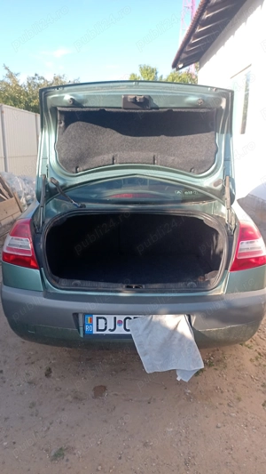 Vând sau schimb cu rulotă Renault Megane 2