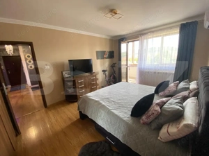 Apartament SUPERB 3 camere, 81 mp utili, garaj, 2 bai- zona Calea Moldovei - imagine 7