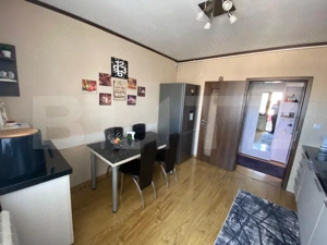 Apartament SUPERB 3 camere, 81 mp utili, garaj, 2 bai- zona Calea Moldovei - imagine 11