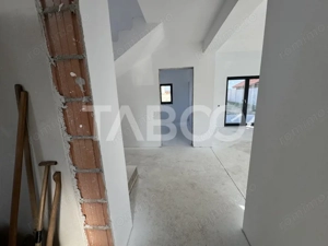 Casa individuala cu 4 camere 110 mpu si teren de 290 mp Cristian Sibiu - imagine 8