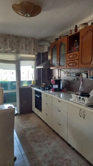 APARTAMENT  ( an 1986)  Mihai Bravu, stradal - imagine 2