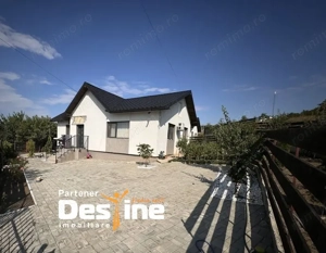 Casa PLAN PARTER, 75 mp + 500 mp TEREN , CIURBESTI - imagine 2