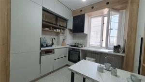Apartament  de Lux - 3 camere - 90 mp - Bloc Nou - Obcini - imagine 12