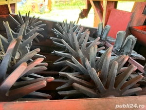 Vand bourgoin dp7(culegator de porumb) - imagine 6