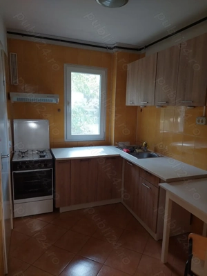 Închiriez apartament cu doua camere 