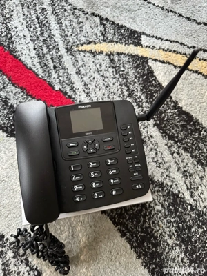 Vand telefon mobil pentru seniori Maxcon MM41D