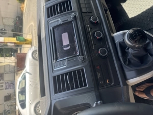 Vând Volkswagen Transporter T6 - imagine 3