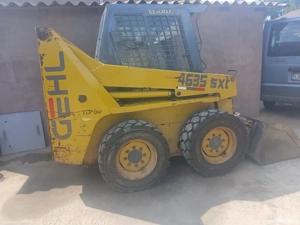 Vînd mini Încărcător gehl 