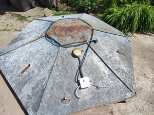 Eleveuza (încălzitoare) electrica pentru pui de o zi - imagine 5