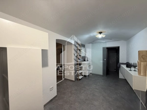 Apartament renovat cu o camera si curte, 2 bai, 50 mp, Piata Romanilor - imagine 8