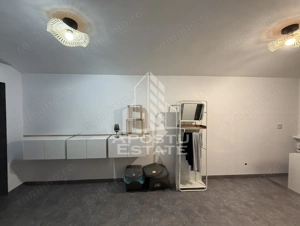 Apartament renovat cu o camera si curte, 2 bai, 50 mp, Piata Romanilor - imagine 10