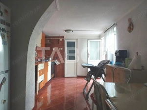 Casa de vanzare 6 camere 260 mp gradina zona foarte linistita Cisnadie - imagine 16