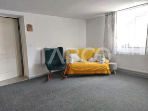 Casa de vanzare 6 camere 260 mp gradina zona foarte linistita Cisnadie - imagine 3