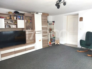 Casa de vanzare 6 camere 260 mp gradina zona foarte linistita Cisnadie - imagine 2