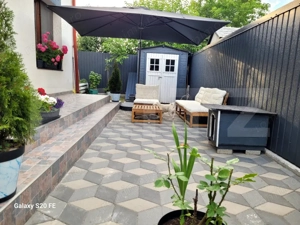 Casa moderna, singur in curte, lux, 4 camere, garaj, luminoasa