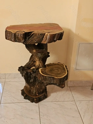 Vand masa cu 6 scaune 