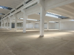 Teren industrial 130000 mp cu hale mari finisate nefinisate beton armat - imagine 4