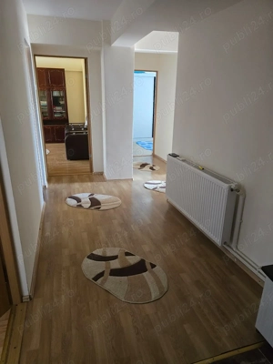 Vând apartament 3 camere