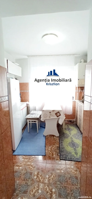 Apartament cu 2 camere de vânzare - Zona Micro 16 - imagine 5