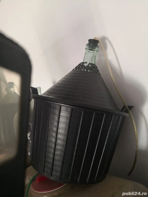 Butoaie din fibra de sticla 300 litri și damigene din sticla 50 litri de vanzare  - imagine 2