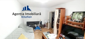 Apartament cu 3 camere de vânzare - Zona Micro 17 - imagine 2