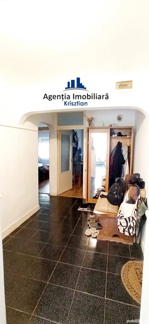 Apartament cu 3 camere de vânzare - Zona Micro 17 - imagine 4