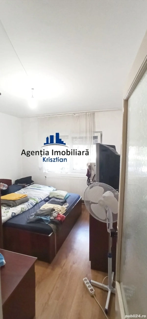 Apartament cu 3 camere de vânzare - Zona Micro 17 - imagine 6