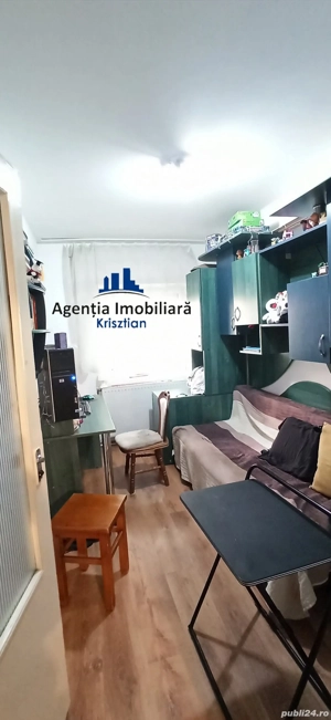 Apartament cu 3 camere de vânzare - Zona Micro 17 - imagine 5