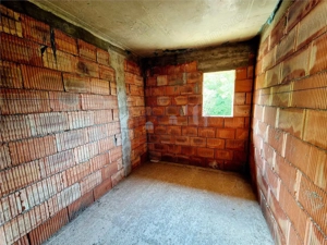 Casa de vanzare cu priveliste frumoasa - imagine 11