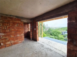 Casa de vanzare cu priveliste frumoasa - imagine 6